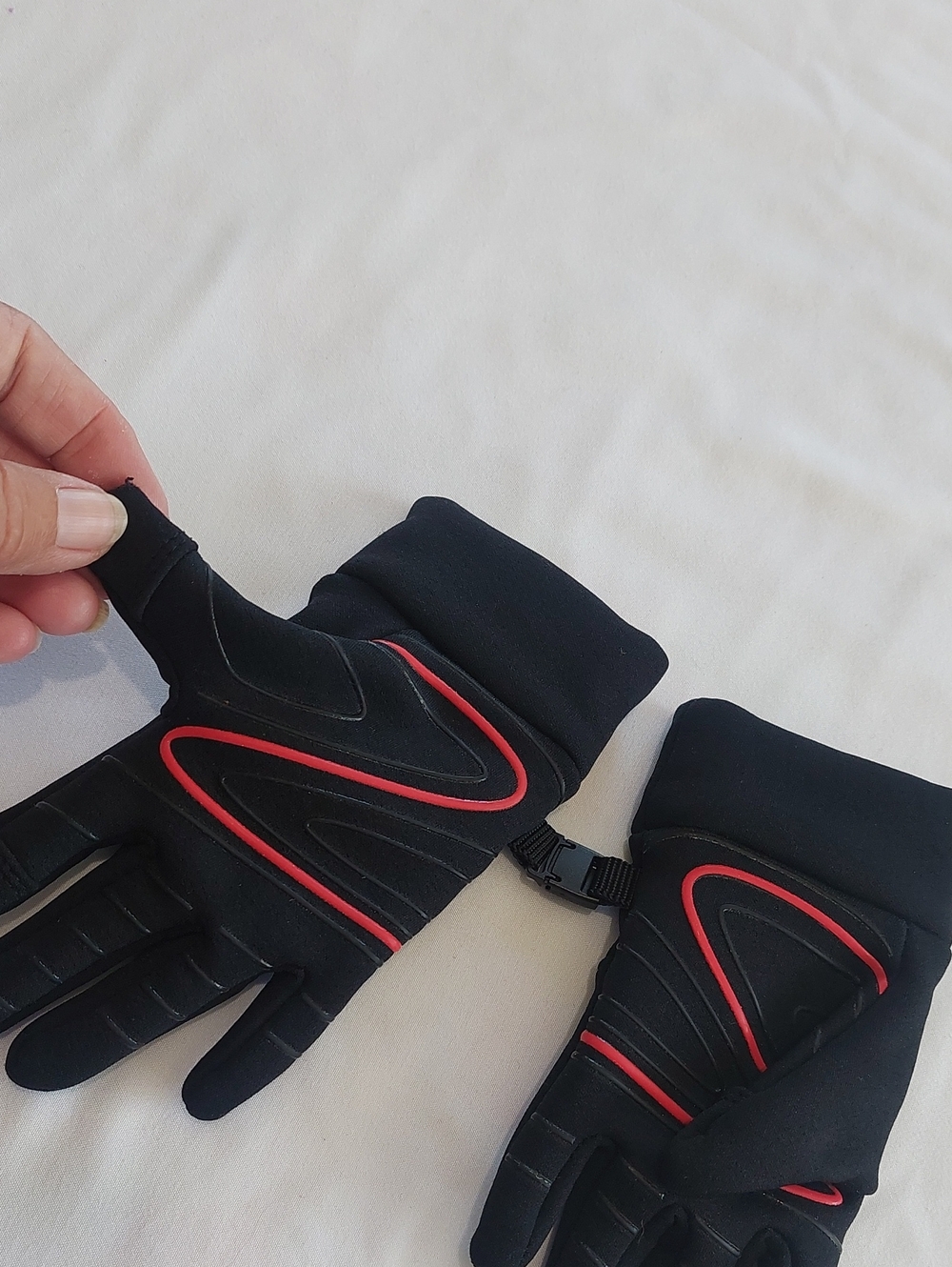 Head Black Softshell  Batting Gloves.Size M Young Boys